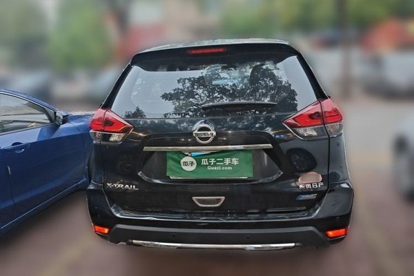 Nissan X-Trail 2017, 52100 км, за 10015 USD