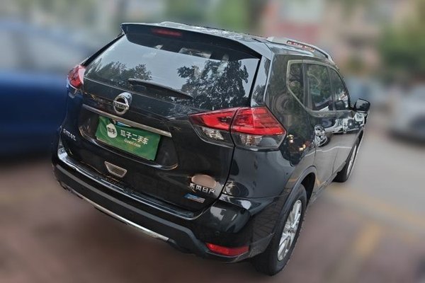 Nissan X-Trail 2017, 52100 км, за 10015 USD