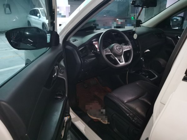 Nissan X-Trail 2017, 72100 км, за 7819 USD - фото 17