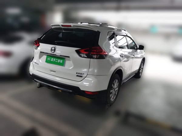 Nissan X-Trail 2017, 72100 км, за 7819 USD - фото 6