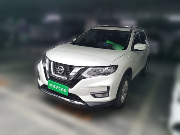 Nissan X-Trail · 2017 год