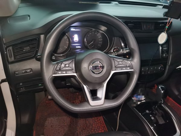 Nissan X-Trail 2017, 72100 км, за 7819 USD - фото 11