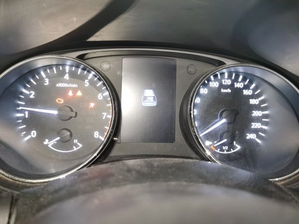 Nissan X-Trail 2017, 72100 км, за 7819 USD - фото 12