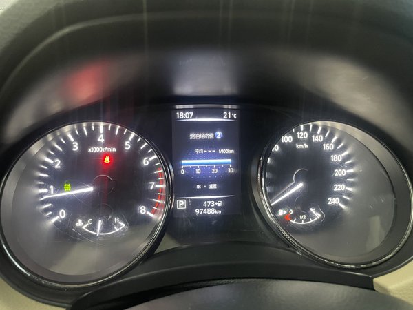 Nissan X-Trail 2017, 97500 км, за 10504 USD