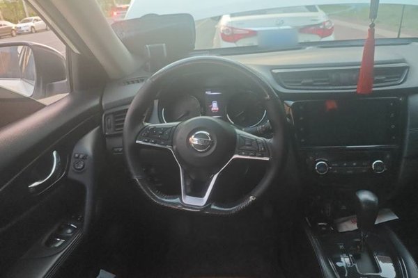 Nissan X-Trail 2019, 107000 км, за 11887 USD - фото 11