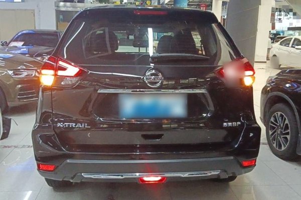 Nissan X-Trail 2021, 82300 км, за 13313 USD