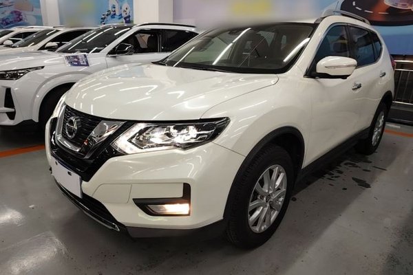 Nissan X-Trail · 2021 год