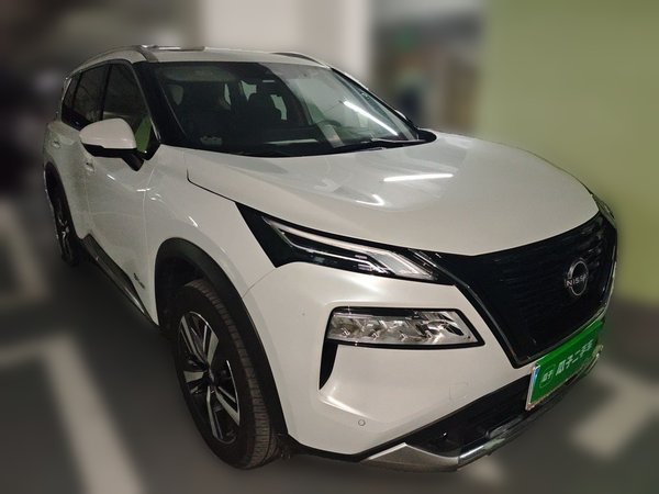 Nissan X-Trail 2023, 25600 км, за 19710 USD