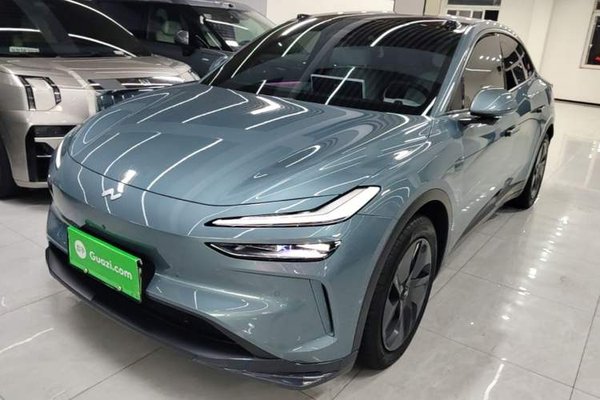 ONVO L60 · 2024 год
