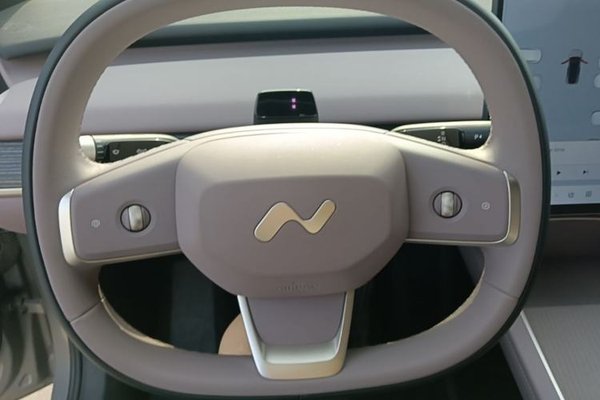 ONVO L60 2024, 17600 км, за 17520 USD