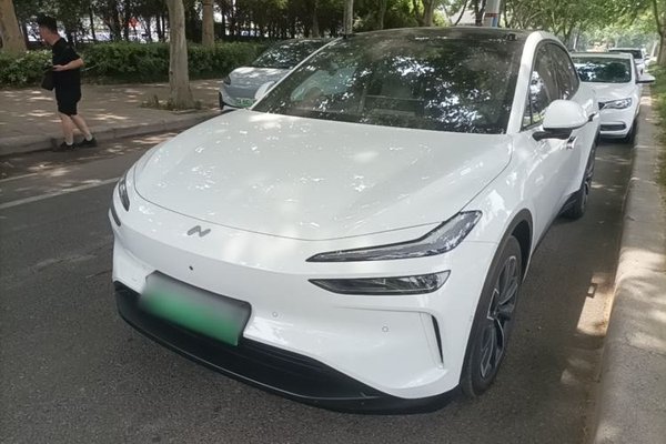 ONVO L60 · 2024 год