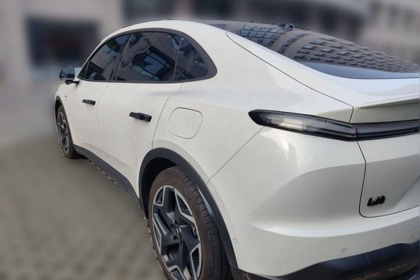 ONVO L60 2024, 8500 км, за 17957 USD