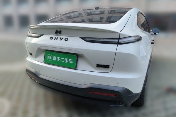 ONVO L60 2024, 8500 км, за 17957 USD