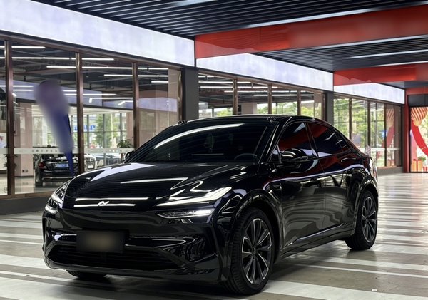 ONVO L60 · 2025 год