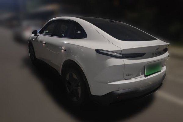 ONVO L60 2025, 35000 км, за 17088 USD