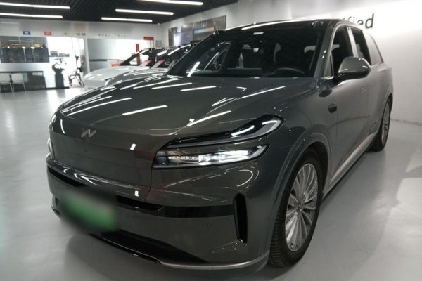 ONVO Luxeed L90 · 2025 год