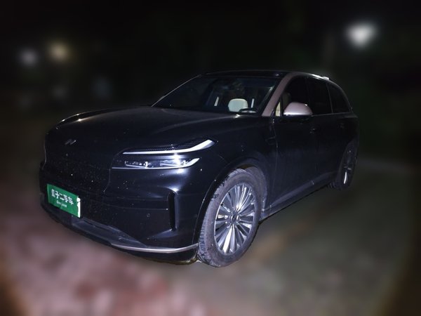 ONVO Luxeed L90 · 2025 год
