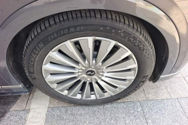 ONVO Luxeed L90 2025, 9700 км, за 26870 USD
