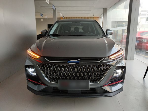 Oshan X7 PLUS 2022 1.5T Manual Luxury Version, 2022 года