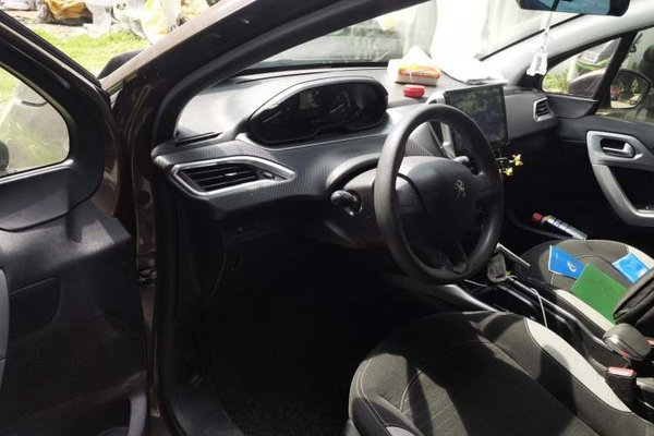 Peugeot 2008 2014, 108000 км, за 4813 USD - фото 13
