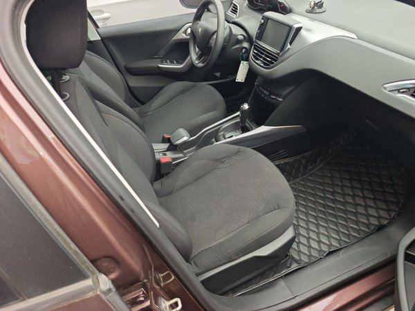 Peugeot 2008 2014, 113000 км, за 4145 USD - фото 23