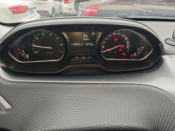 Peugeot 2008 2014, 113000 км, за 4145 USD - фото 13