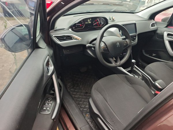 Peugeot 2008 2014, 113000 км, за 4145 USD - фото 21