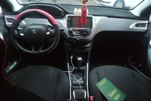 Peugeot 2008 2014, 62100 км, за 4083 USD - фото 7