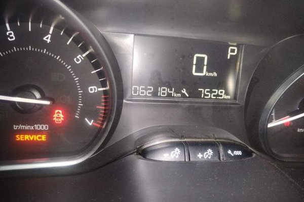 Peugeot 2008 2014, 62100 км, за 4083 USD - фото 10