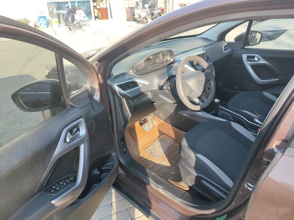 Peugeot 2008 2014, 85300 км, за 4310 USD - фото 21