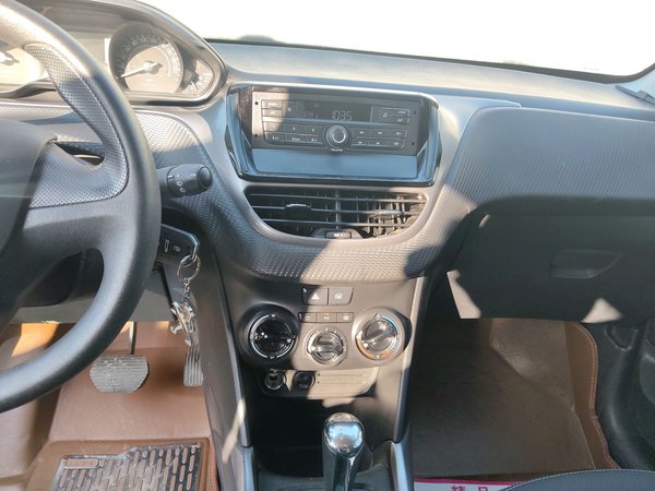 Peugeot 2008 2014, 85300 км, за 4310 USD - фото 14