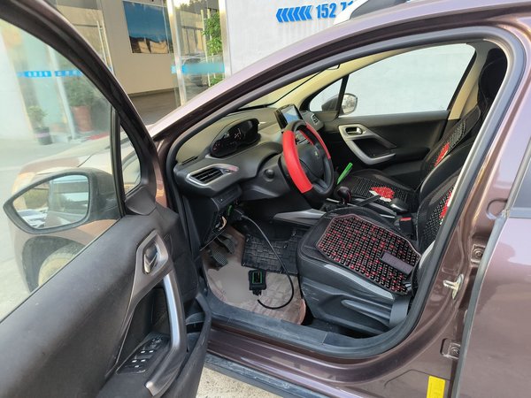 Peugeot 2008 2014, 92200 км, за 4350 USD - фото 21