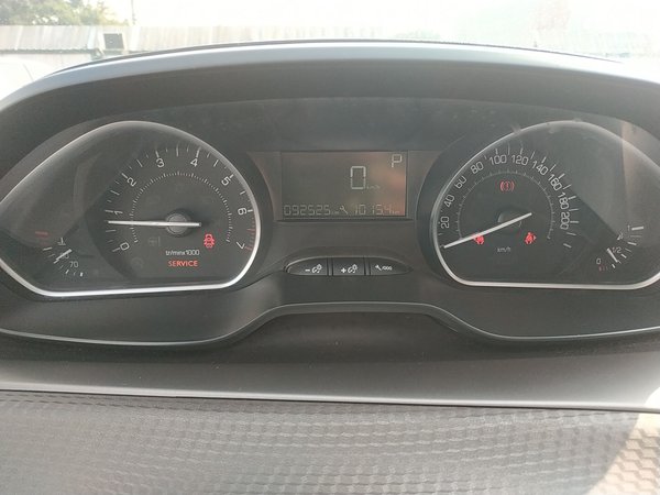 Peugeot 2008 2014, 92500 км, за 5279 USD - фото 13