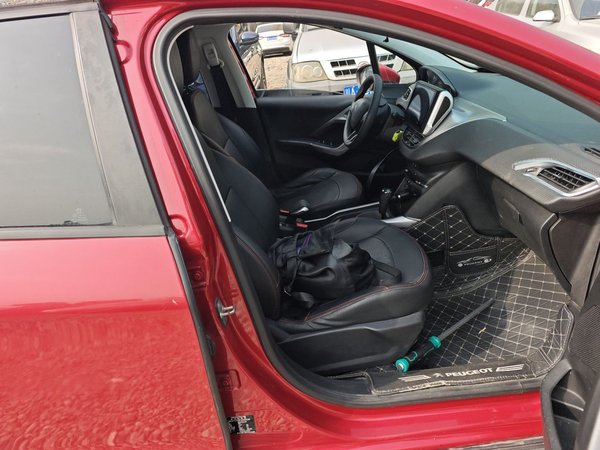 Peugeot 2008 2014, 104100 км, за 4597 USD - фото 23