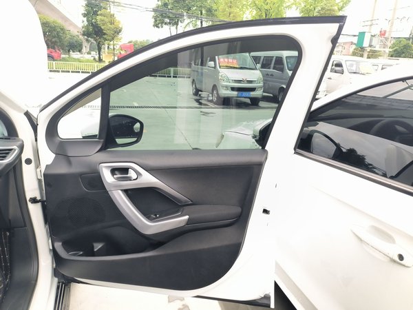 Peugeot 2008 2014, 110200 км, за 4959 USD - фото 23