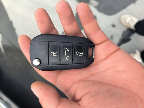 Peugeot 2008 2014, 110200 км, за 4959 USD - фото 19