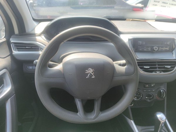 Peugeot 2008 2014, 113100 км, за 5636 USD - фото 15