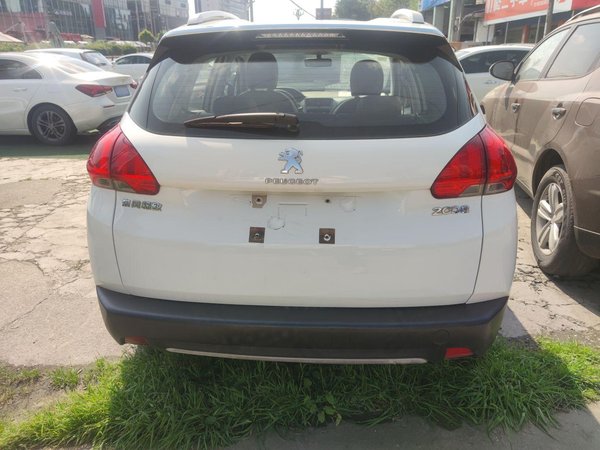 Peugeot 2008 2014, 113100 км, за 5636 USD