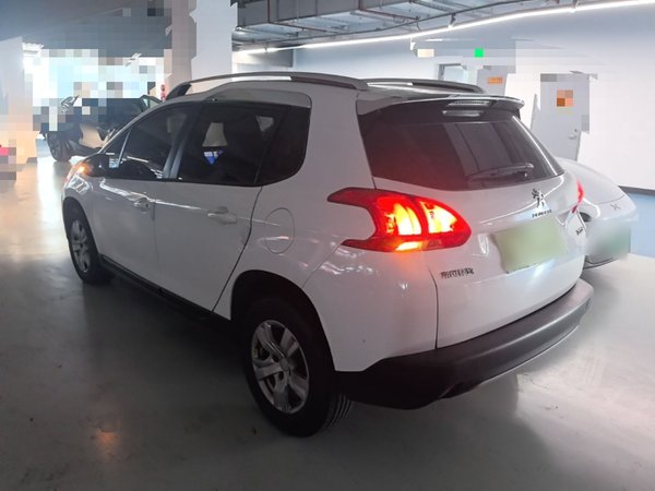 Peugeot 2008 2014, 160100 км, за 4014 USD