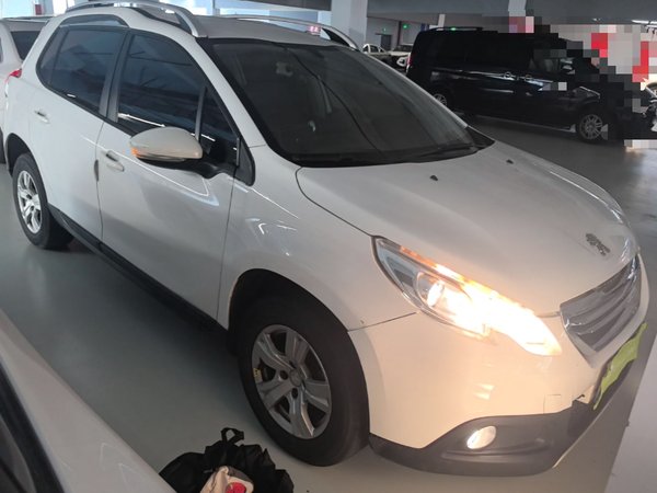 Peugeot 2008 2014, 160100 км, за 4014 USD