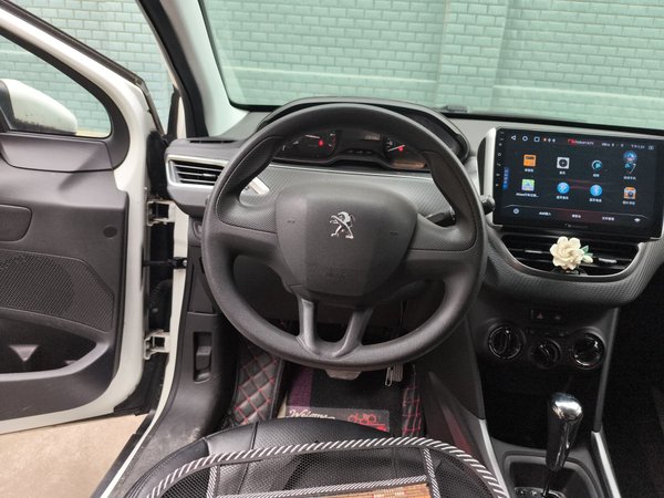 Peugeot 2008 2014, 54300 км, за 5730 USD - фото 9