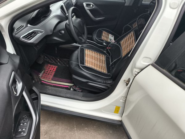 Peugeot 2008 2014, 54300 км, за 5730 USD - фото 19