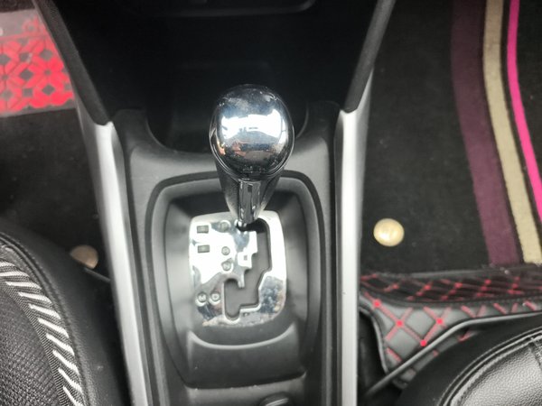 Peugeot 2008 2014, 54300 км, за 5730 USD - фото 13