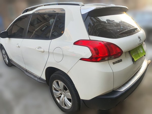 Peugeot 2008 2014, 58300 км, за 3188 USD