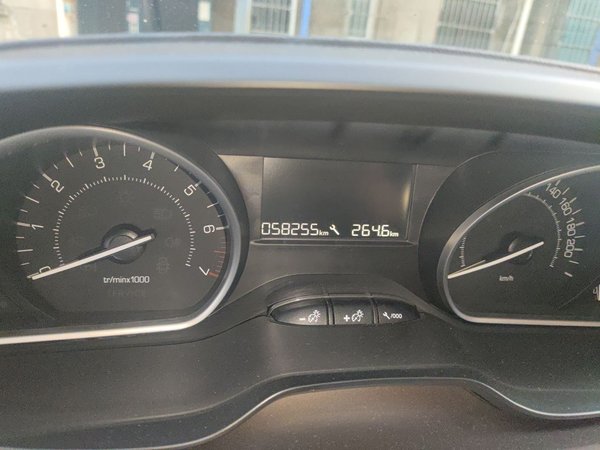 Peugeot 2008 2014, 58300 км, за 3188 USD - фото 13