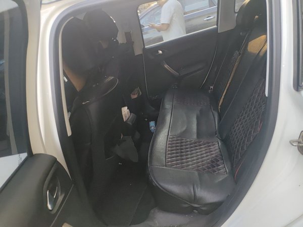 Peugeot 2008 2014, 58300 км, за 3188 USD - фото 18
