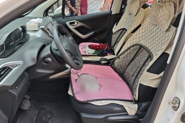 Peugeot 2008 2014, 90700 км, за 2767 USD - фото 6