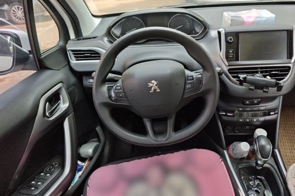 Peugeot 2008 2014, 90700 км, за 2767 USD - фото 18