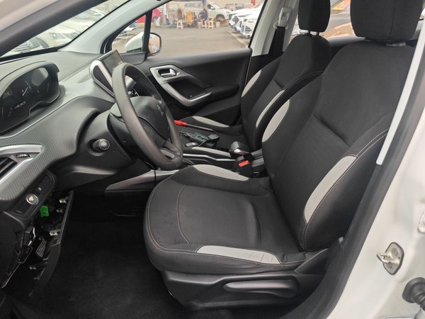 Peugeot 2008 2014, 93000 км, за 5567 USD - фото 18