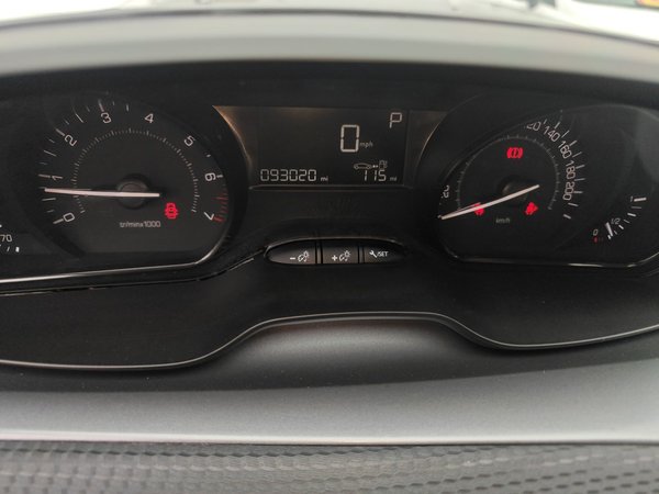 Peugeot 2008 2014, 93000 км, за 5567 USD - фото 15